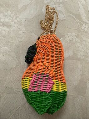 Tommy Bahama - woven Parrot bag - crossbody/shoulder or clutch - NWT